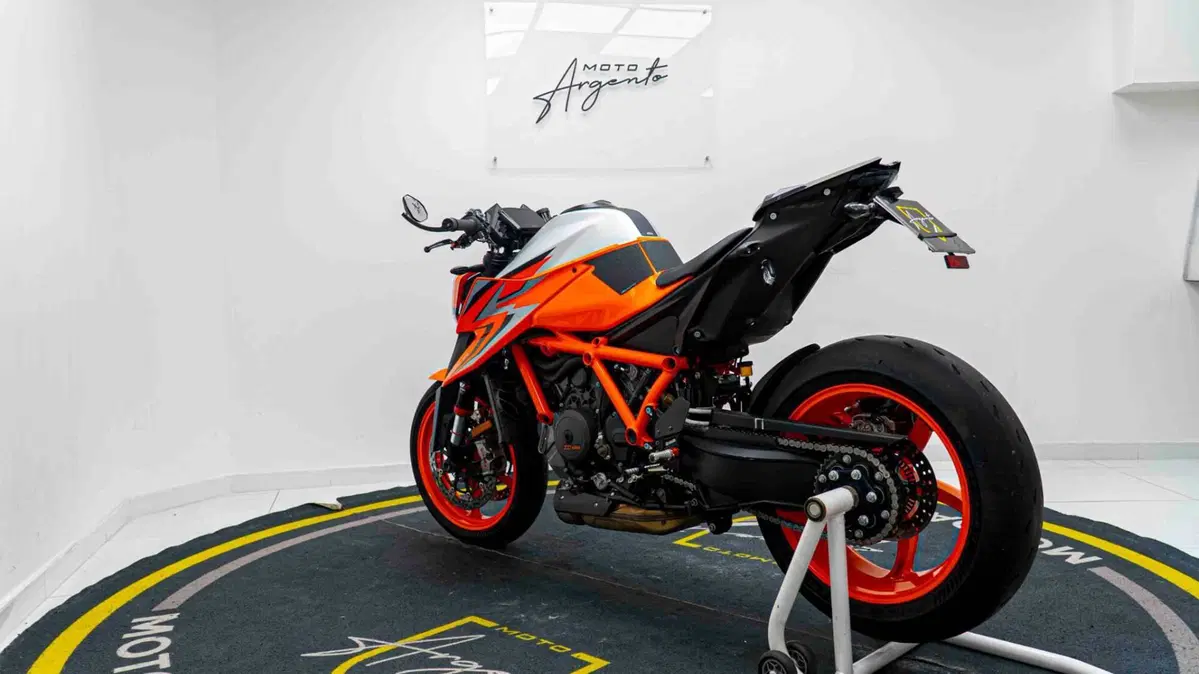 KTM 1290 Super Duke R (2021 - 23) (6)