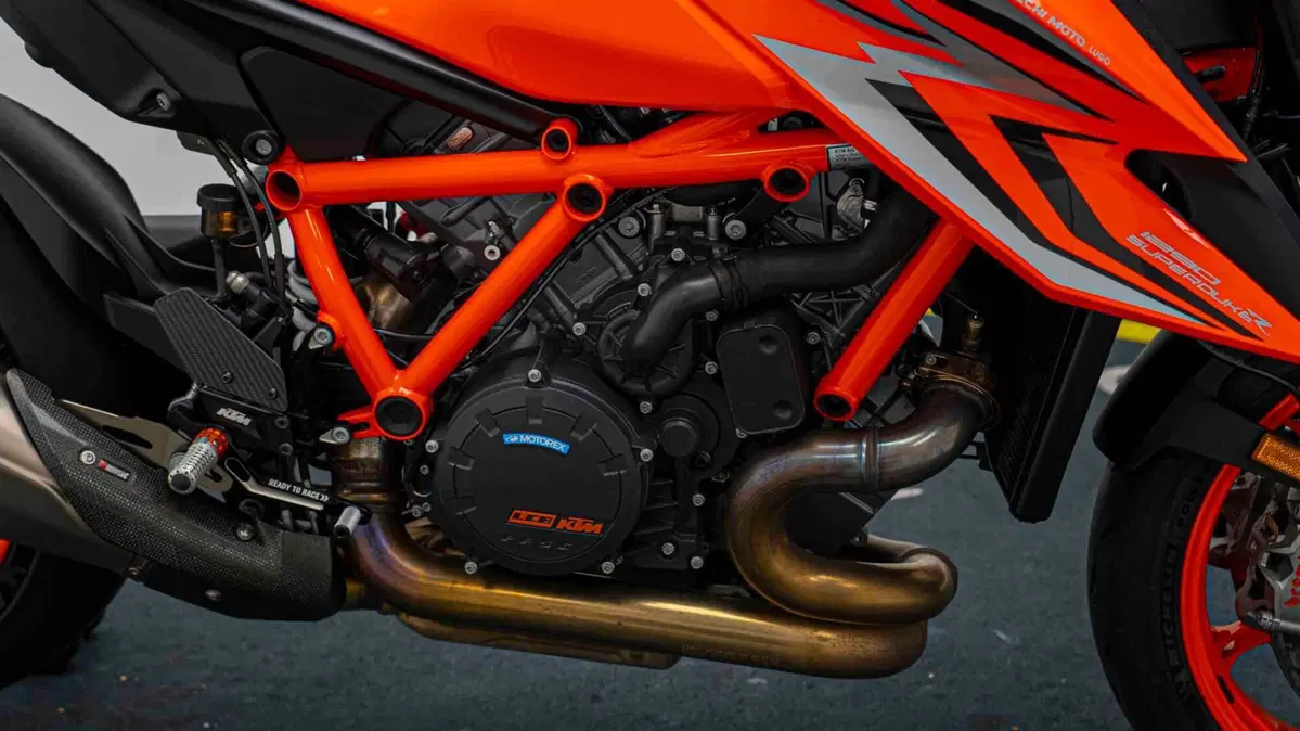KTM 1290 Super Duke R (2021 - 23) (13)