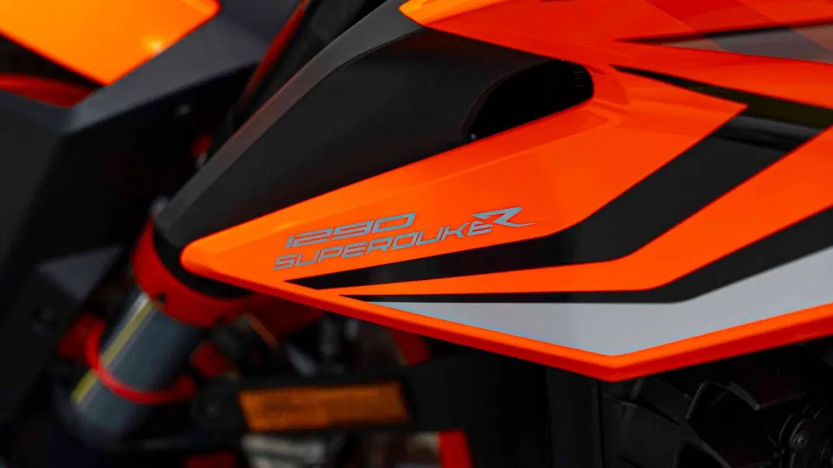KTM 1290 Super Duke R (2021 - 23) (17)