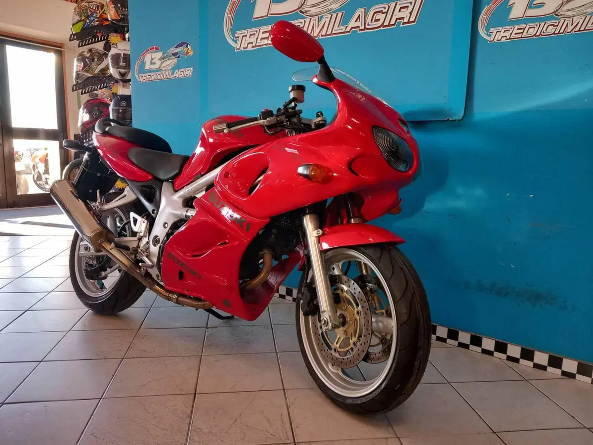 Suzuki SV 650 S (1999 - 02) (2)