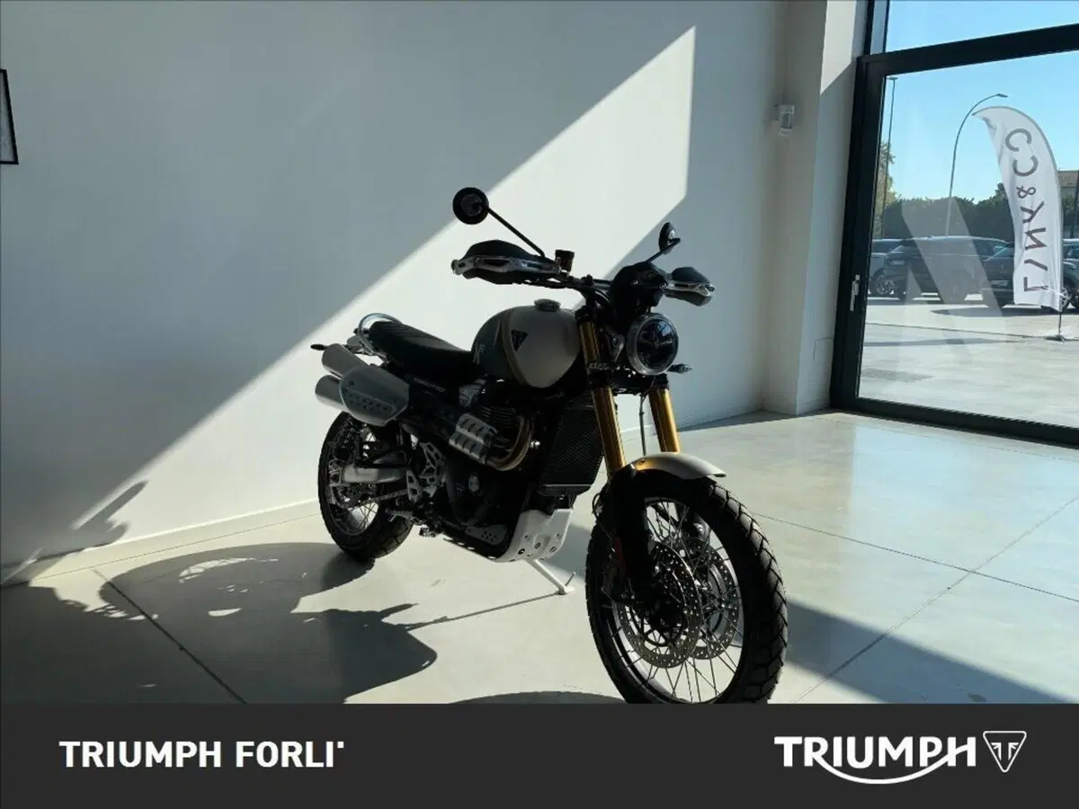 Triumph Scrambler 1200 XE (2026) (2)