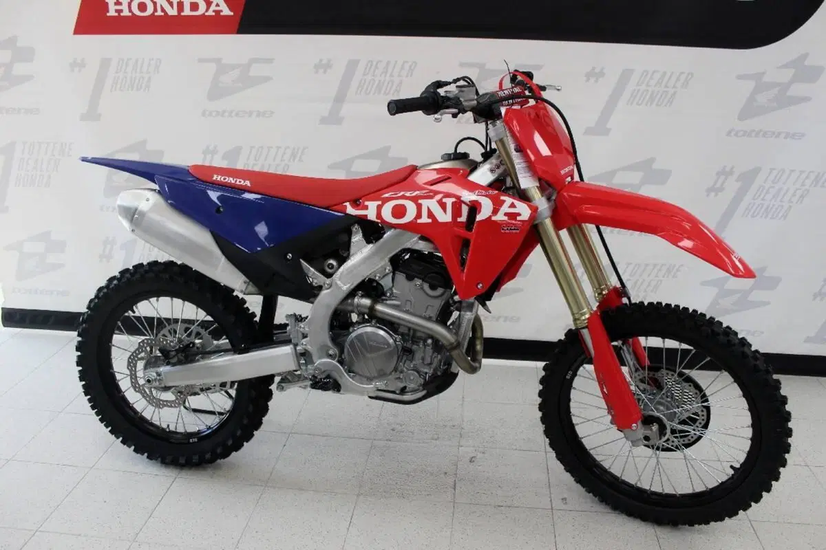 Honda CRF 250R (2027) (3)