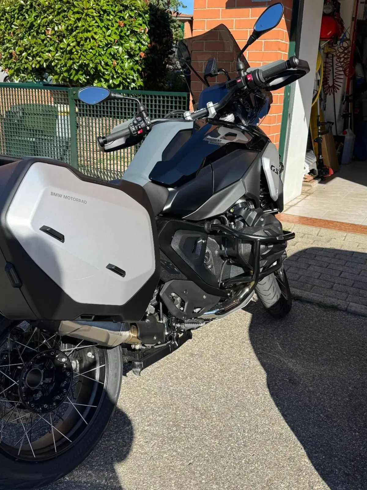 Bmw R 1300 GS Triple Black (2023 - 26) (4)