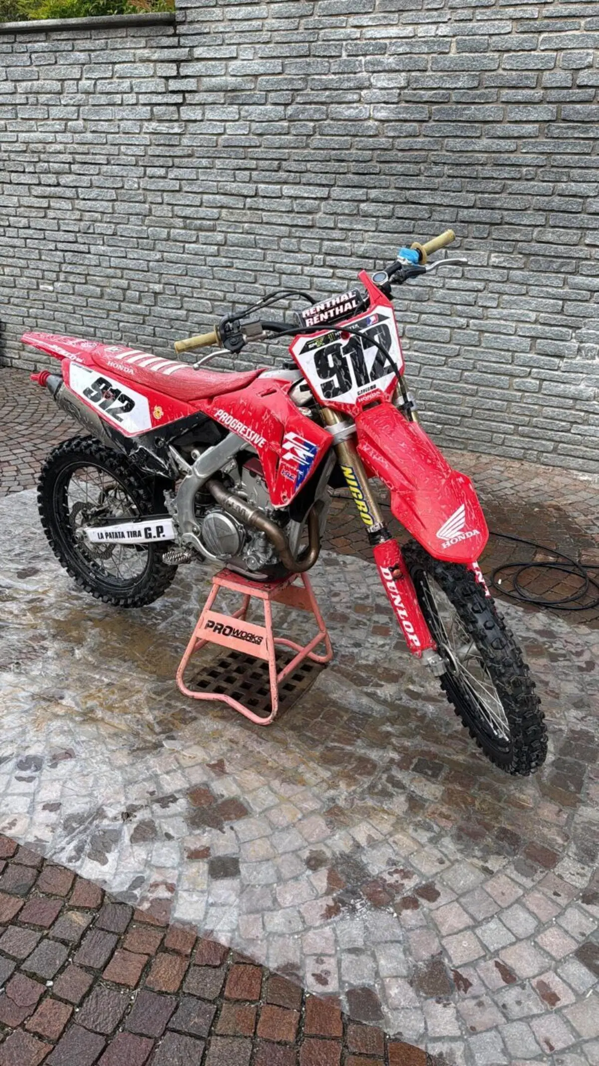 Honda CRF 250R (2024) (4)