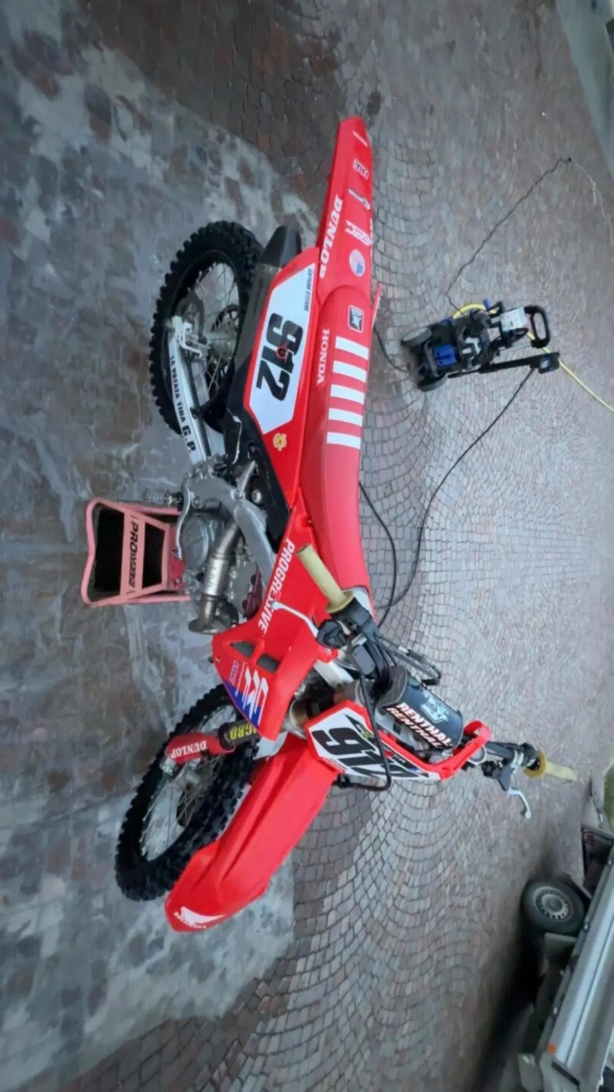 Honda CRF 250R (2024) (5)