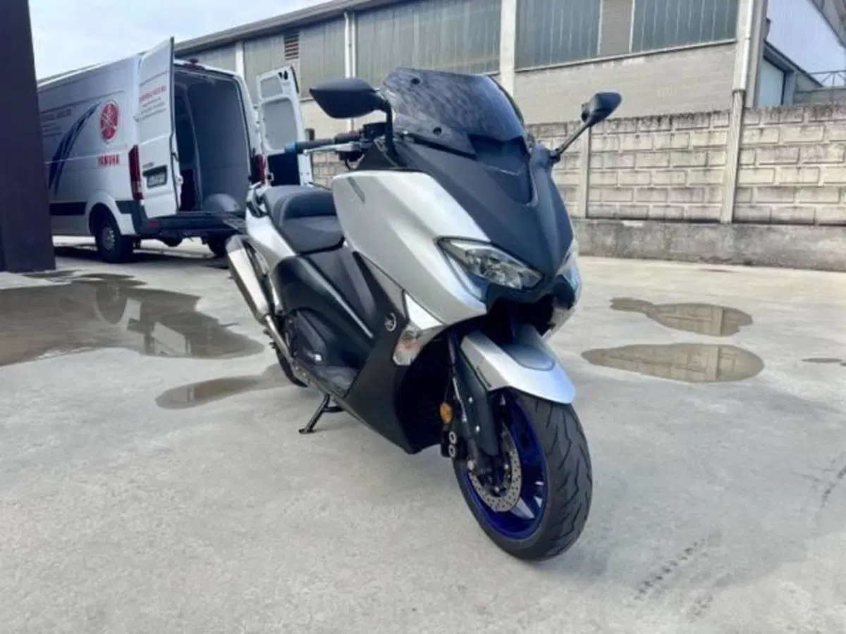 Yamaha T-Max 530 SX (2017 - 19) (3)