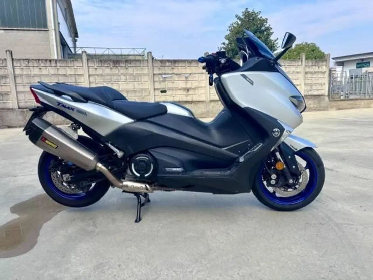 Yamaha T-Max 530 SX (2017 - 19) (4)