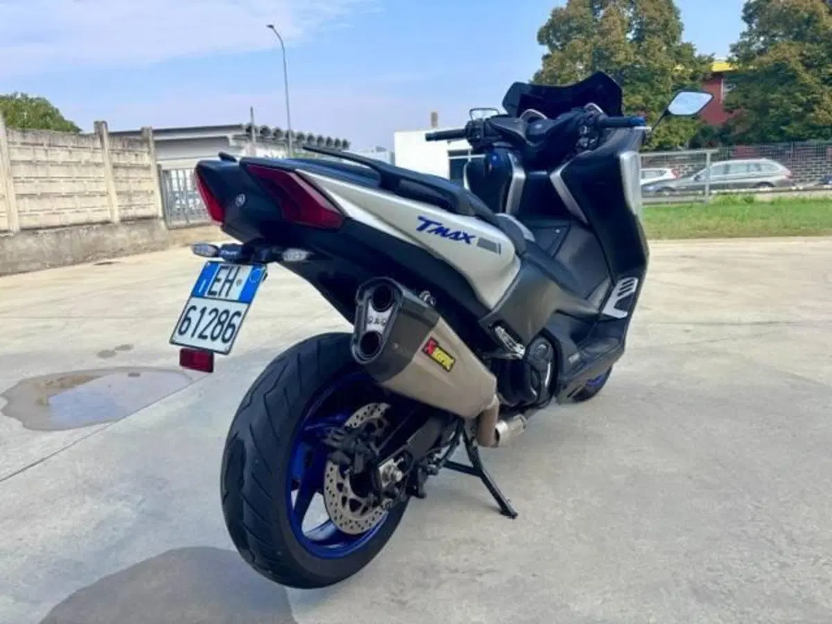 Yamaha T-Max 530 SX (2017 - 19) (5)
