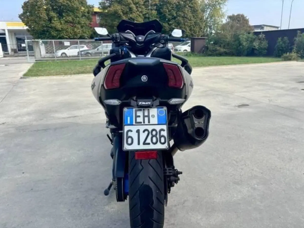 Yamaha T-Max 530 SX (2017 - 19) (6)