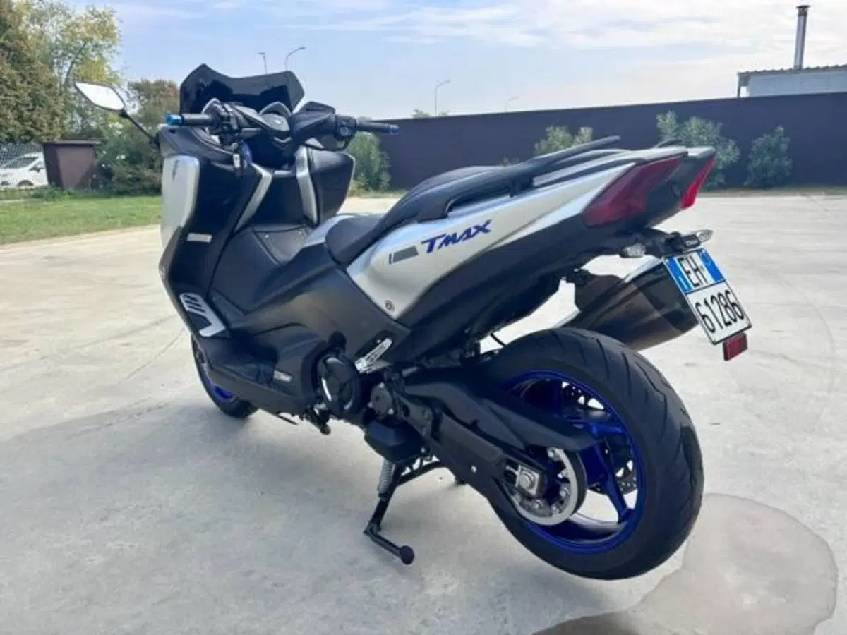 Yamaha T-Max 530 SX (2017 - 19) (7)