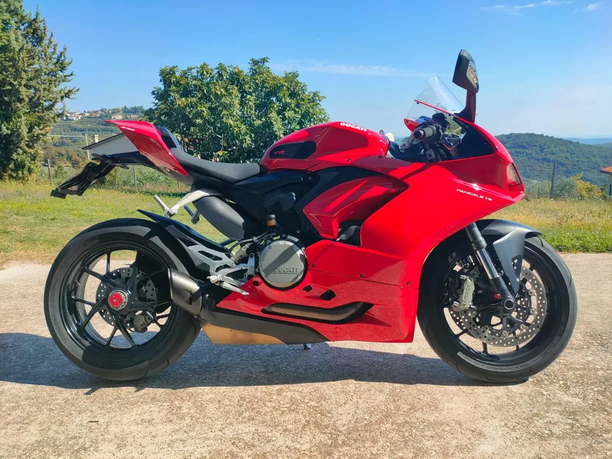 Ducati Panigale V2 (2021 - 24)