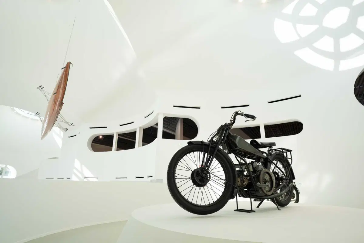 Lo stabilimento Moto Guzzi aperto tutto l'anno, ecco l'orario per la prossima stagione (2)