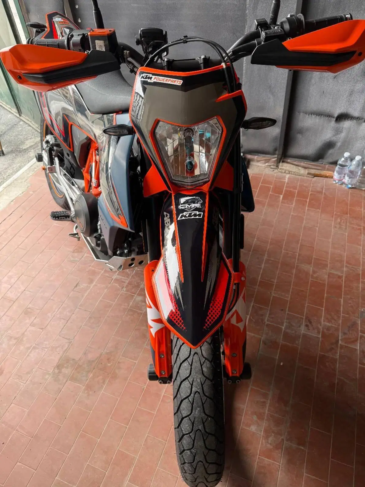 KTM 690 SMC R (2023 - 25) (4)