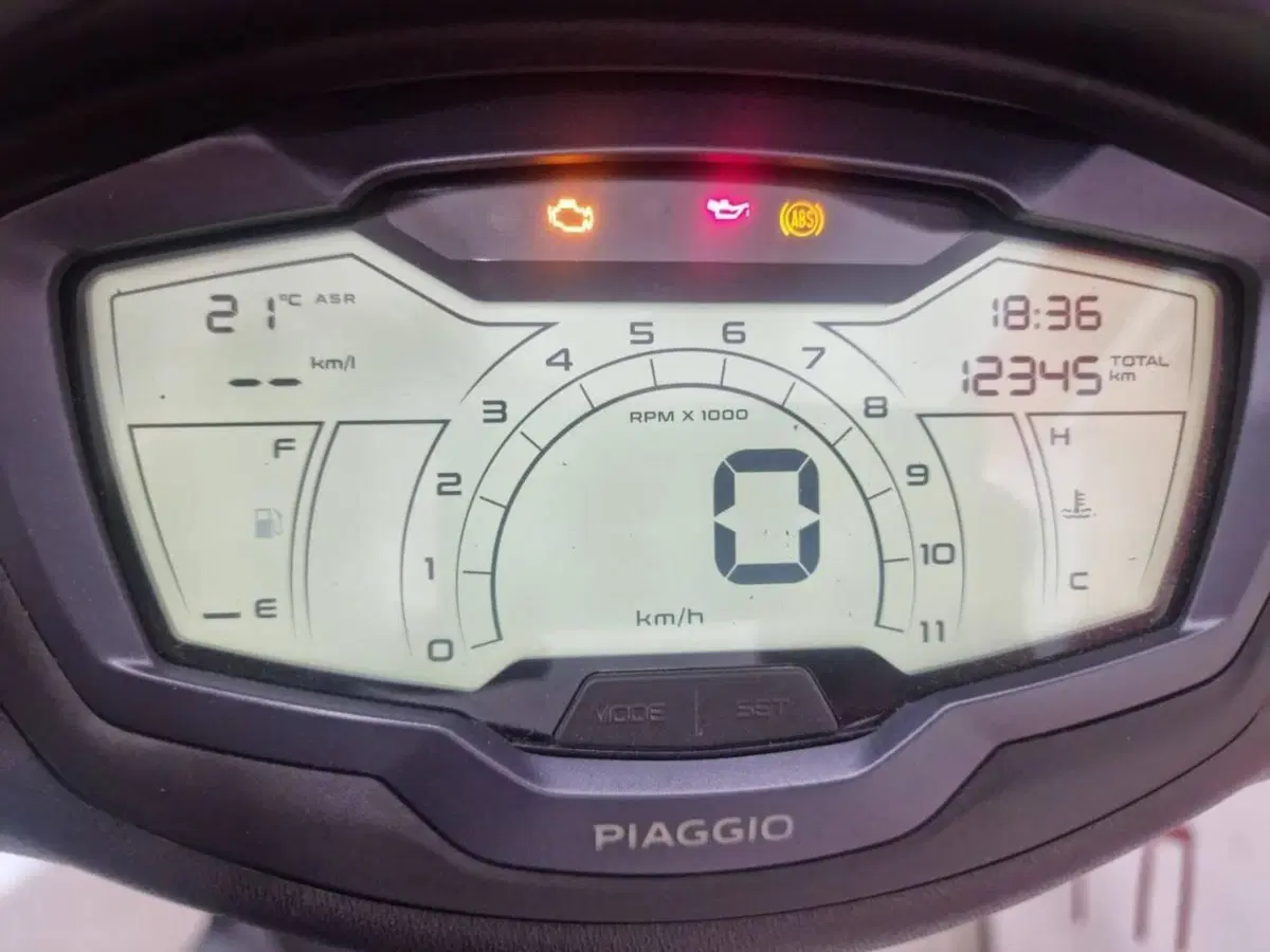 Piaggio Beverly 400 S ABS-ASR (2021 - 24) (4)