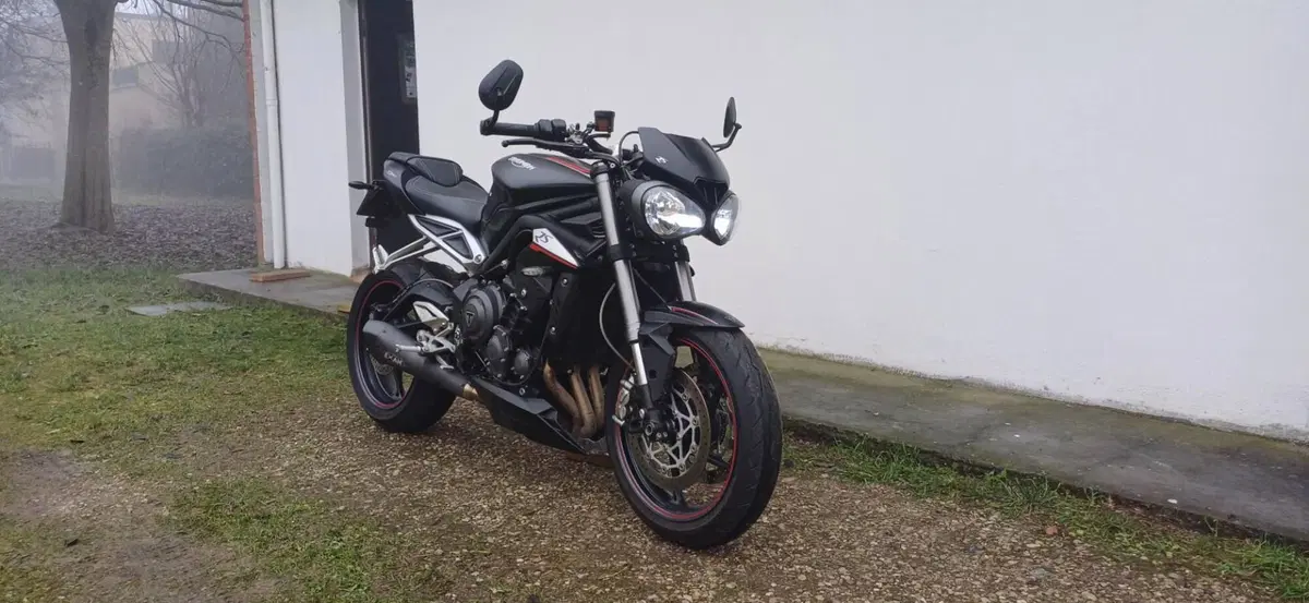 Triumph Street Triple RS (2017 - 19) (2)