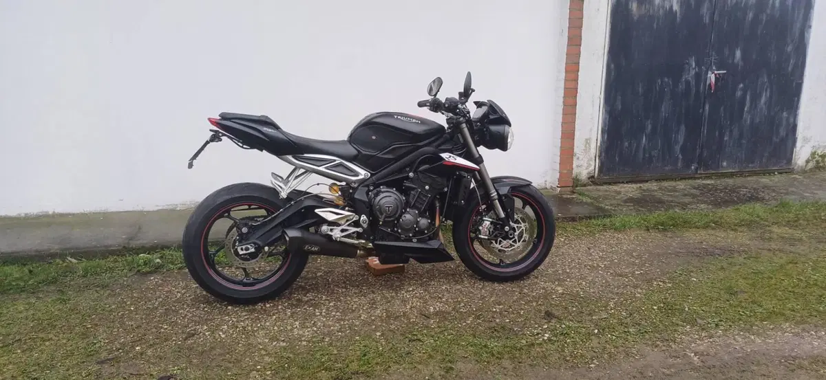 Triumph Street Triple RS (2017 - 19) (4)