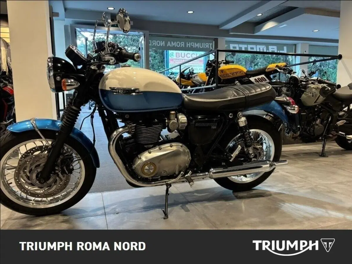 Triumph Bonneville T120 (2021 - 25) (3)