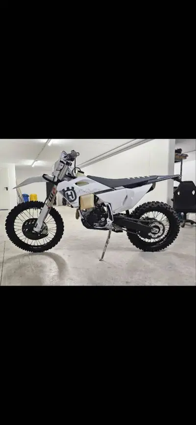 Husqvarna FE 350 Pro (2025) usata