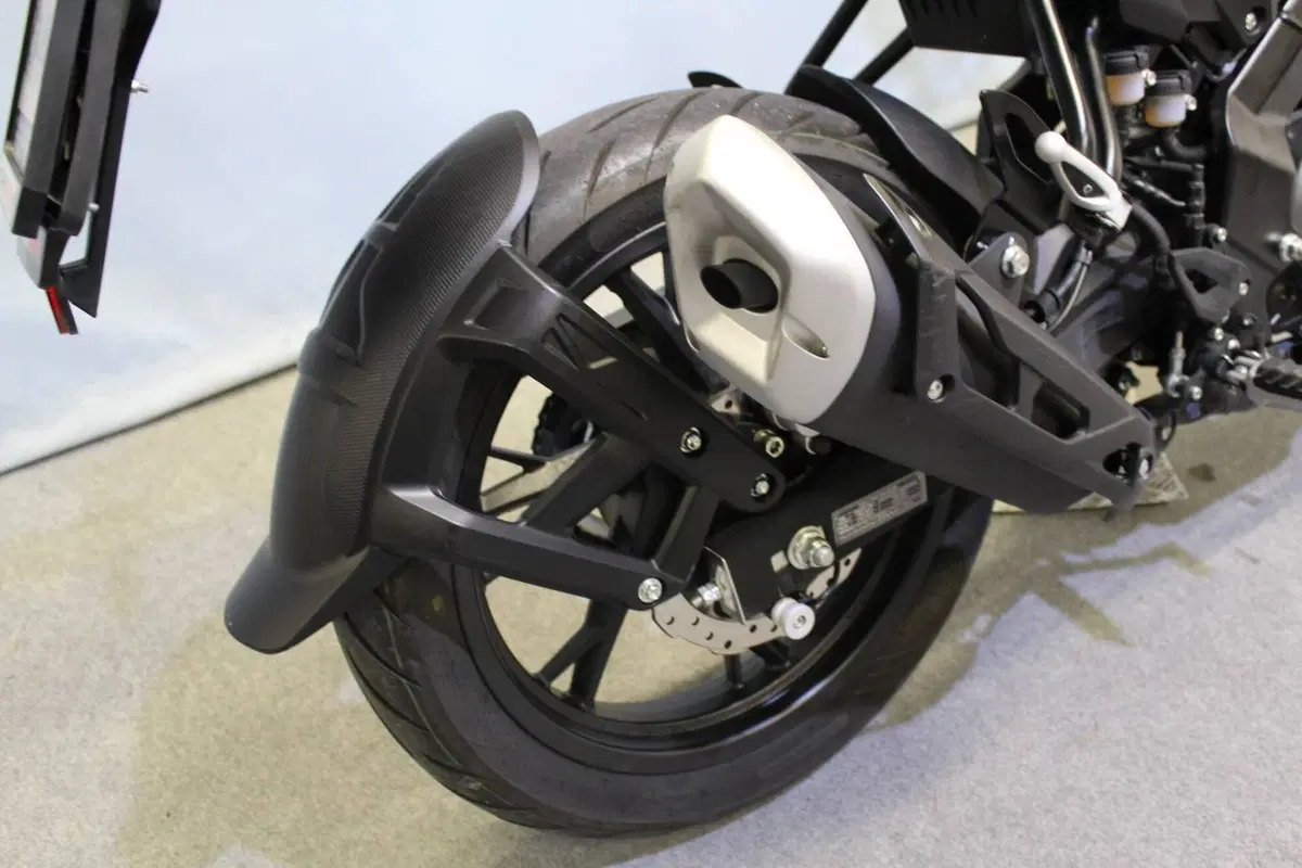 Keeway Motor RKF 125 (2021 - 24) (6)