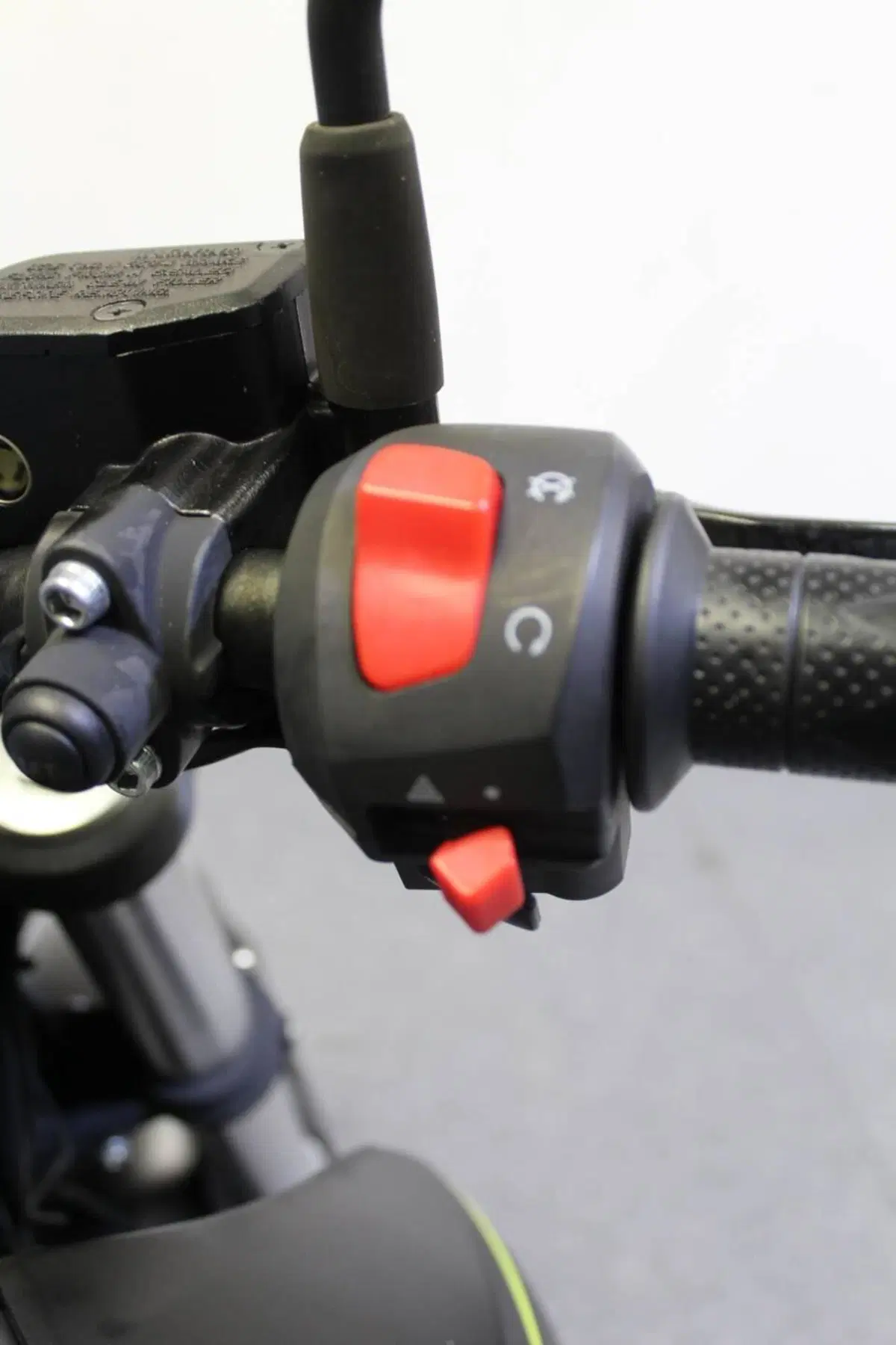 Keeway Motor RKF 125 (2021 - 24) (11)