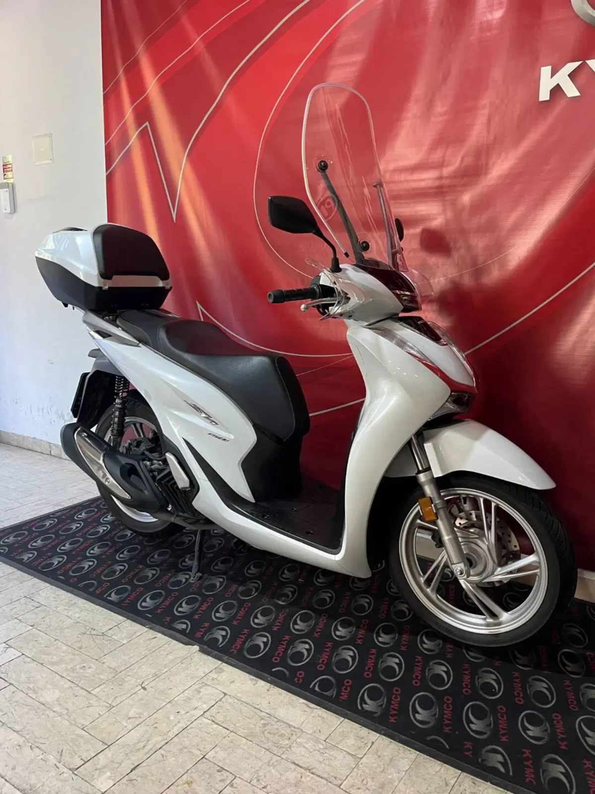 Honda SH 150i (2020 - 23) (4)