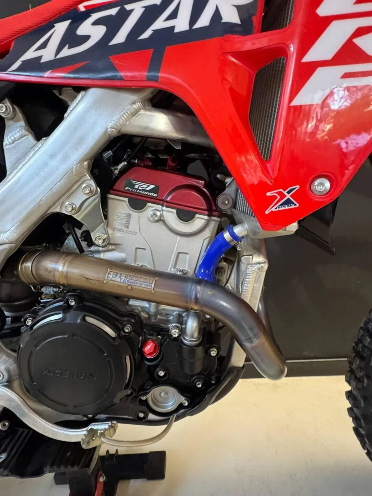 Honda CRF 250R WE (2026) (4)