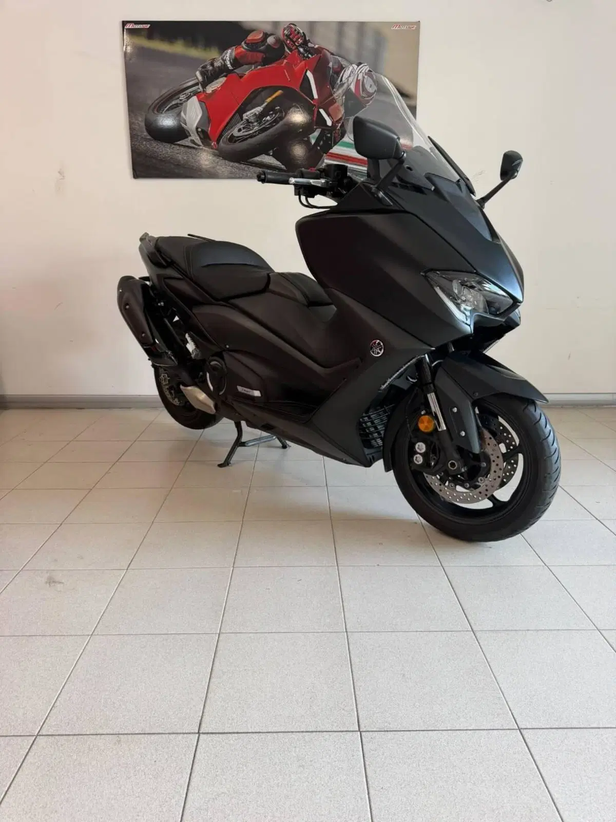 Yamaha T-Max 560 (2020 - 21) (2)