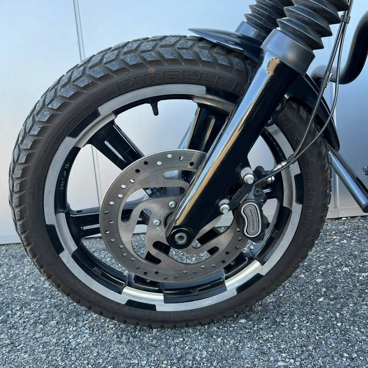 Harley-Davidson 107 Street Bob (2018 - 20) - FXBB (22)