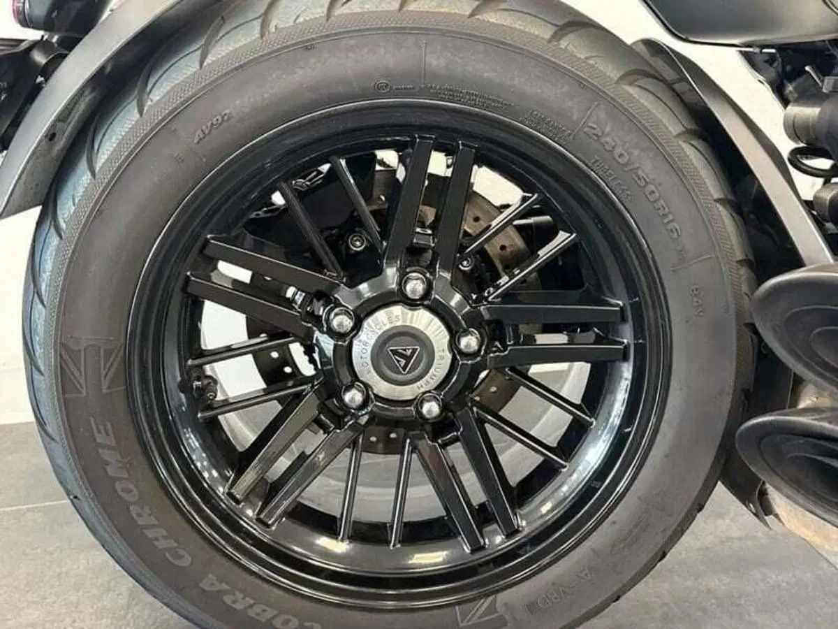 Triumph Rocket 3 R (2021 - 24) (9)