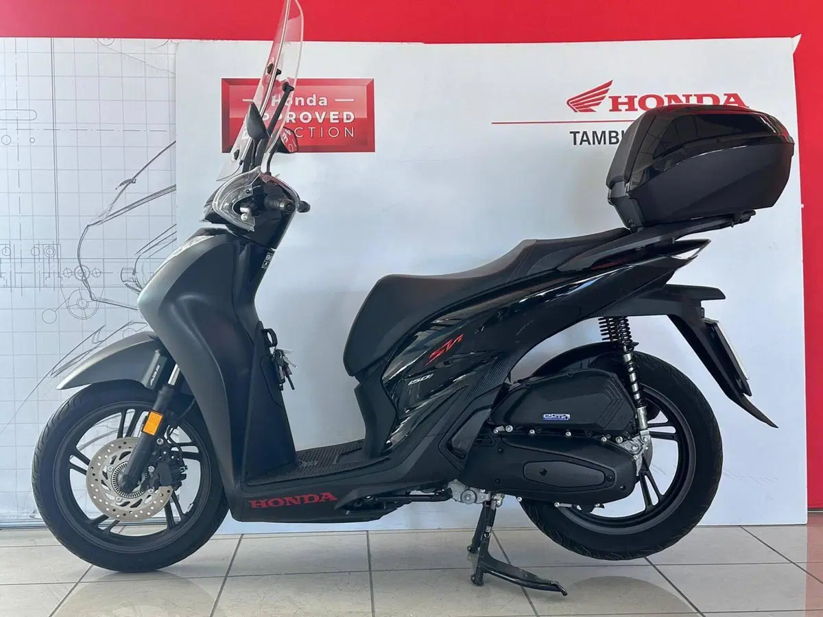 Honda SH 150i (2024 - 25) (2)