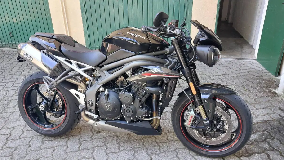 Triumph Speed Triple 1050 RS (2018 - 20) (3)
