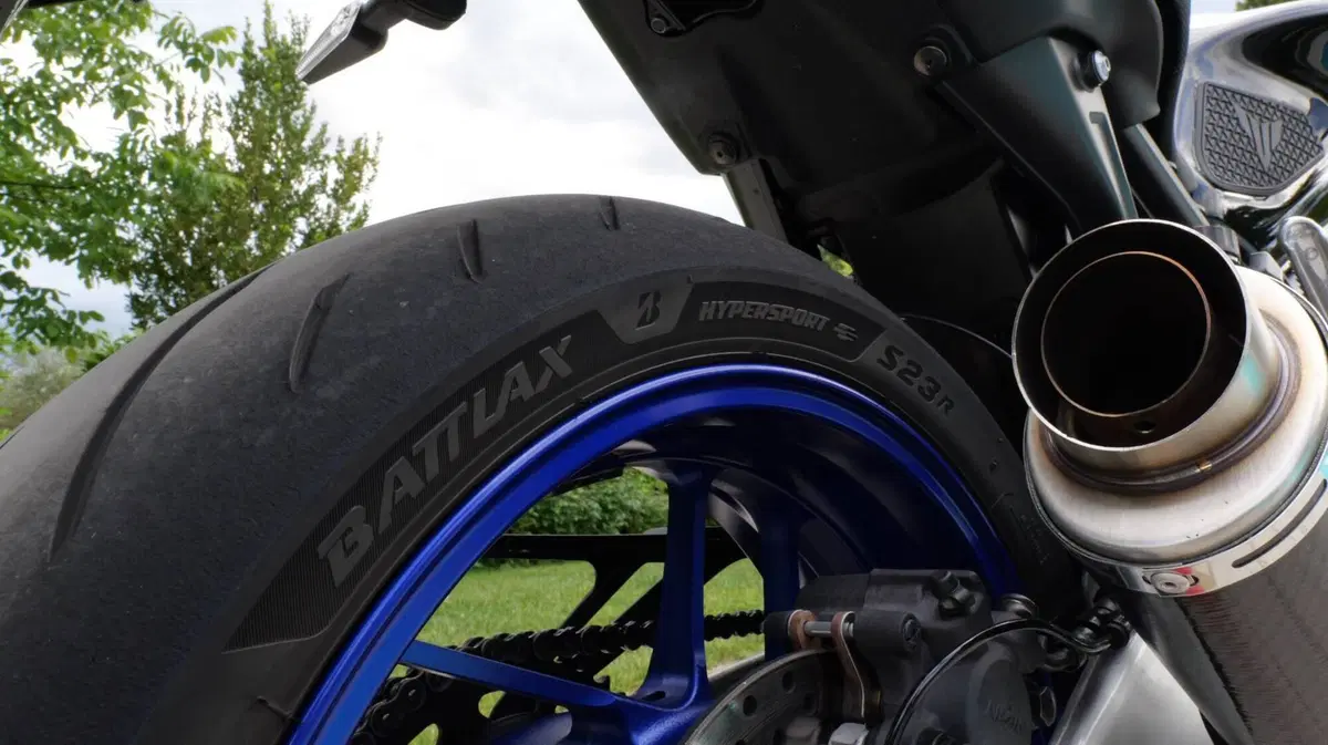 Yamaha MT-09 SP (2021 - 23) (5)