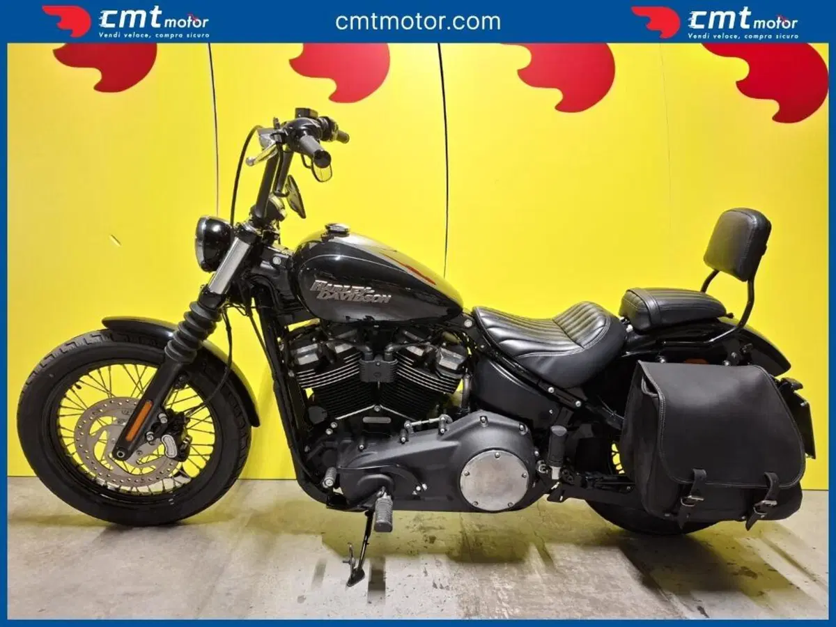 Harley-Davidson 107 Street Bob (2018 - 20) - FXBB (3)