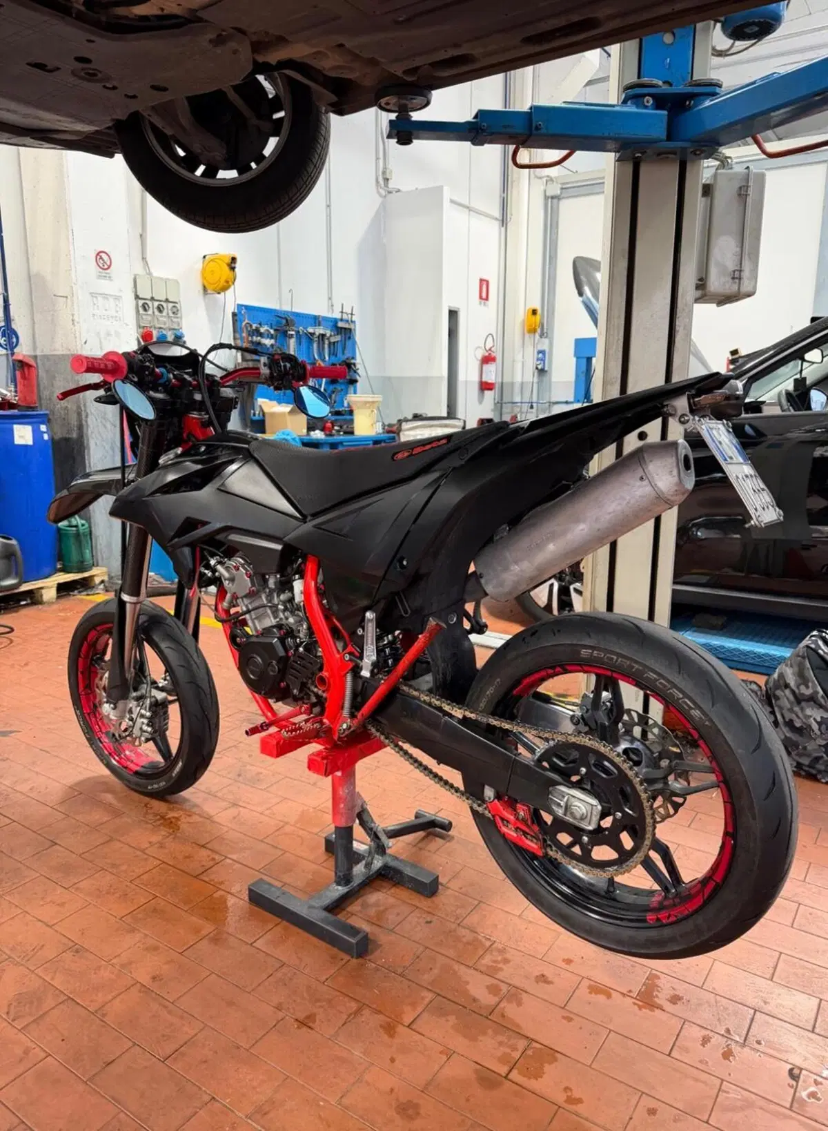 Betamotor RR 125 4T Motard LC (2018 - 20) (3)