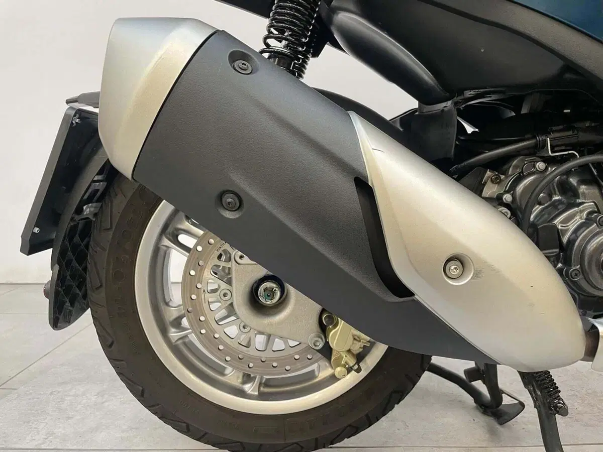 Piaggio Beverly 300 S ABS-ASR (2021 - 25) (3)