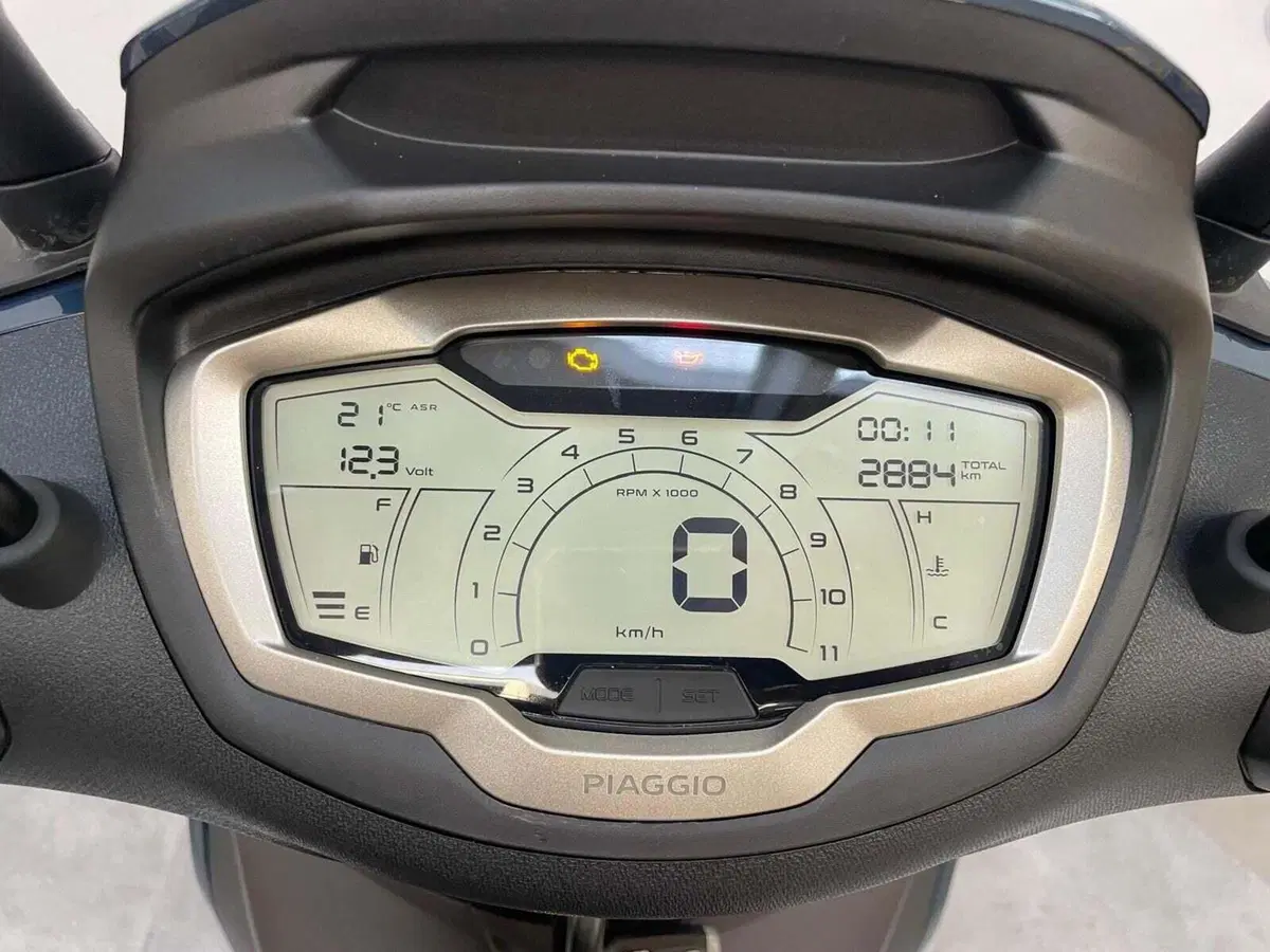 Piaggio Beverly 300 S ABS-ASR (2021 - 25) (16)