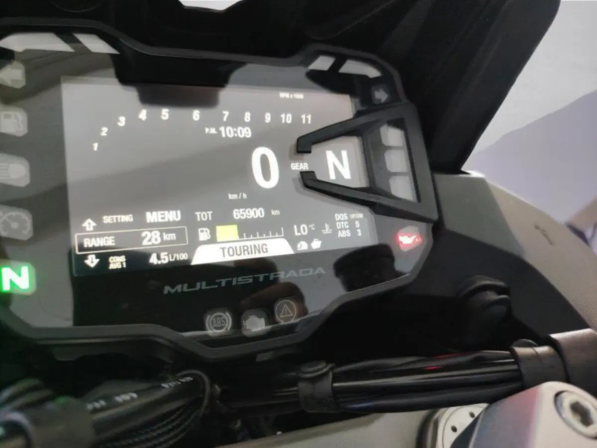 Ducati Multistrada V2 S (2022 - 24) (13)