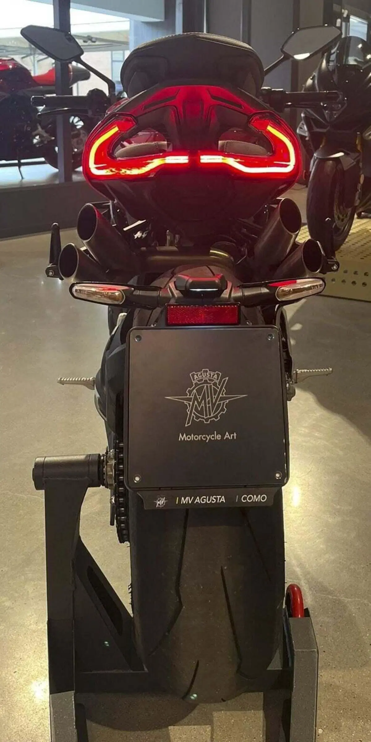MV Agusta Brutale 1000 RS (2022 - 26) (15)
