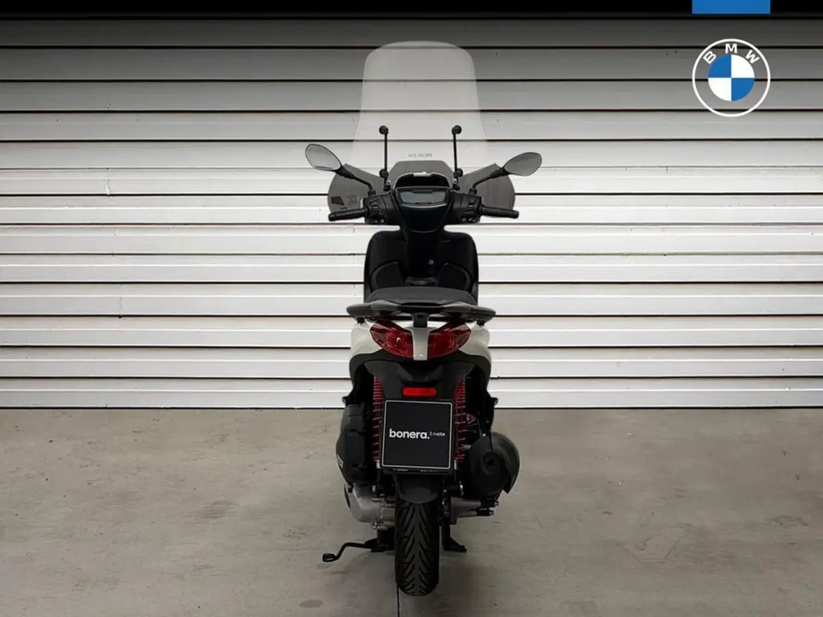 Piaggio Medley 125 S ABS (2021 - 24) (4)