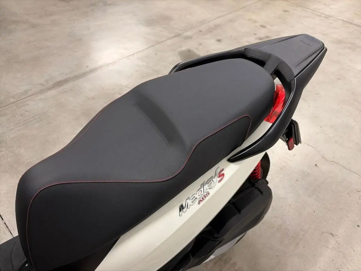 Piaggio Medley 125 S ABS (2021 - 24) (10)