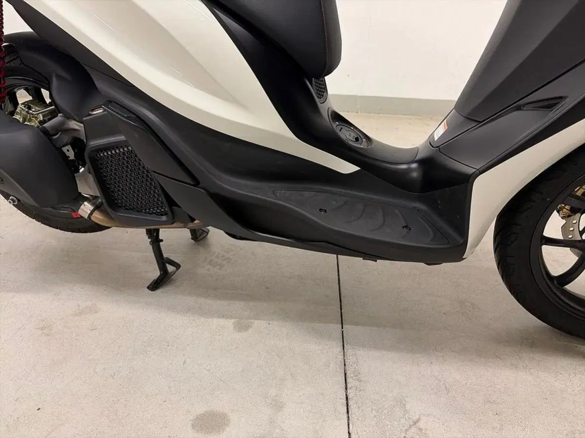 Piaggio Medley 125 S ABS (2021 - 24) (11)