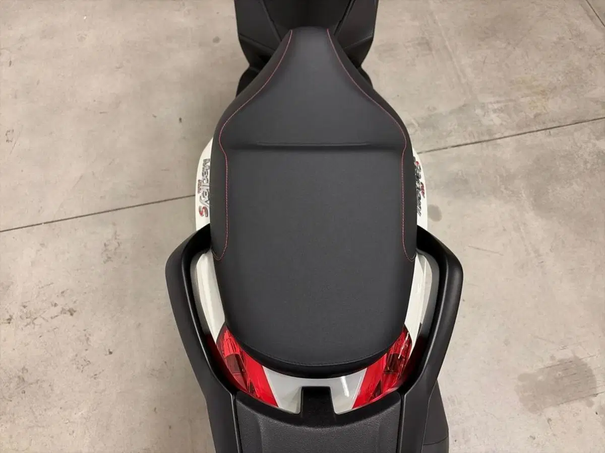Piaggio Medley 125 S ABS (2021 - 24) (9)