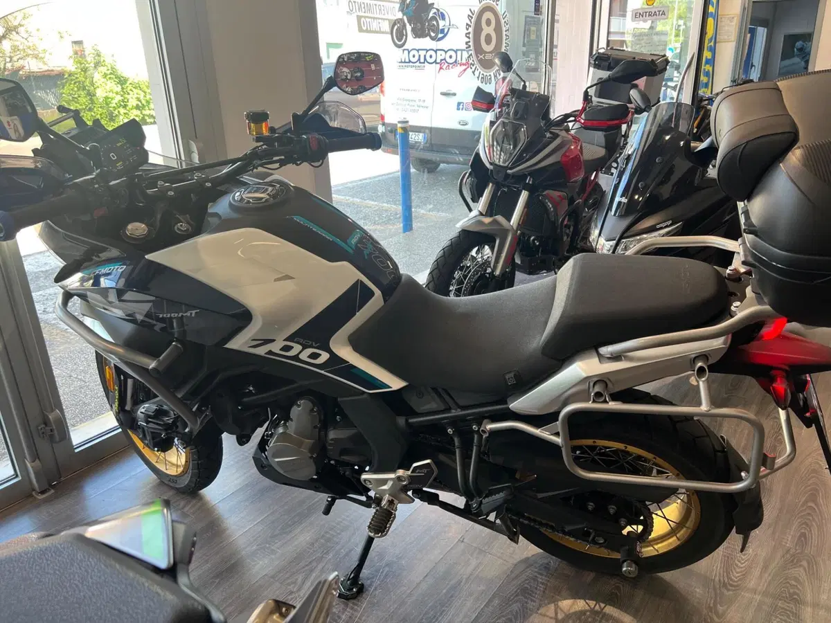 CFMOTO 700MT (2024 - 26) (2)