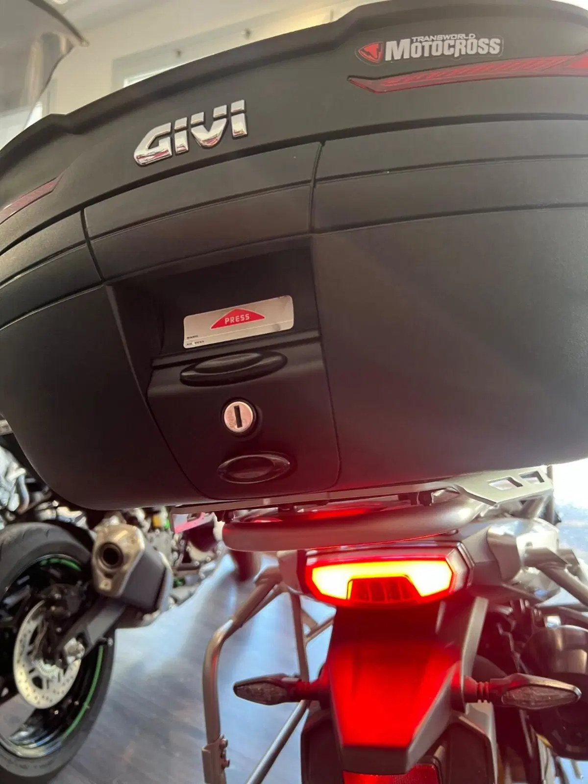 CFMOTO 700MT (2024 - 26) (6)