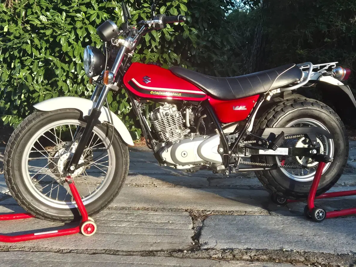 Suzuki Van Van RV 125 (2006 - 17) (4)