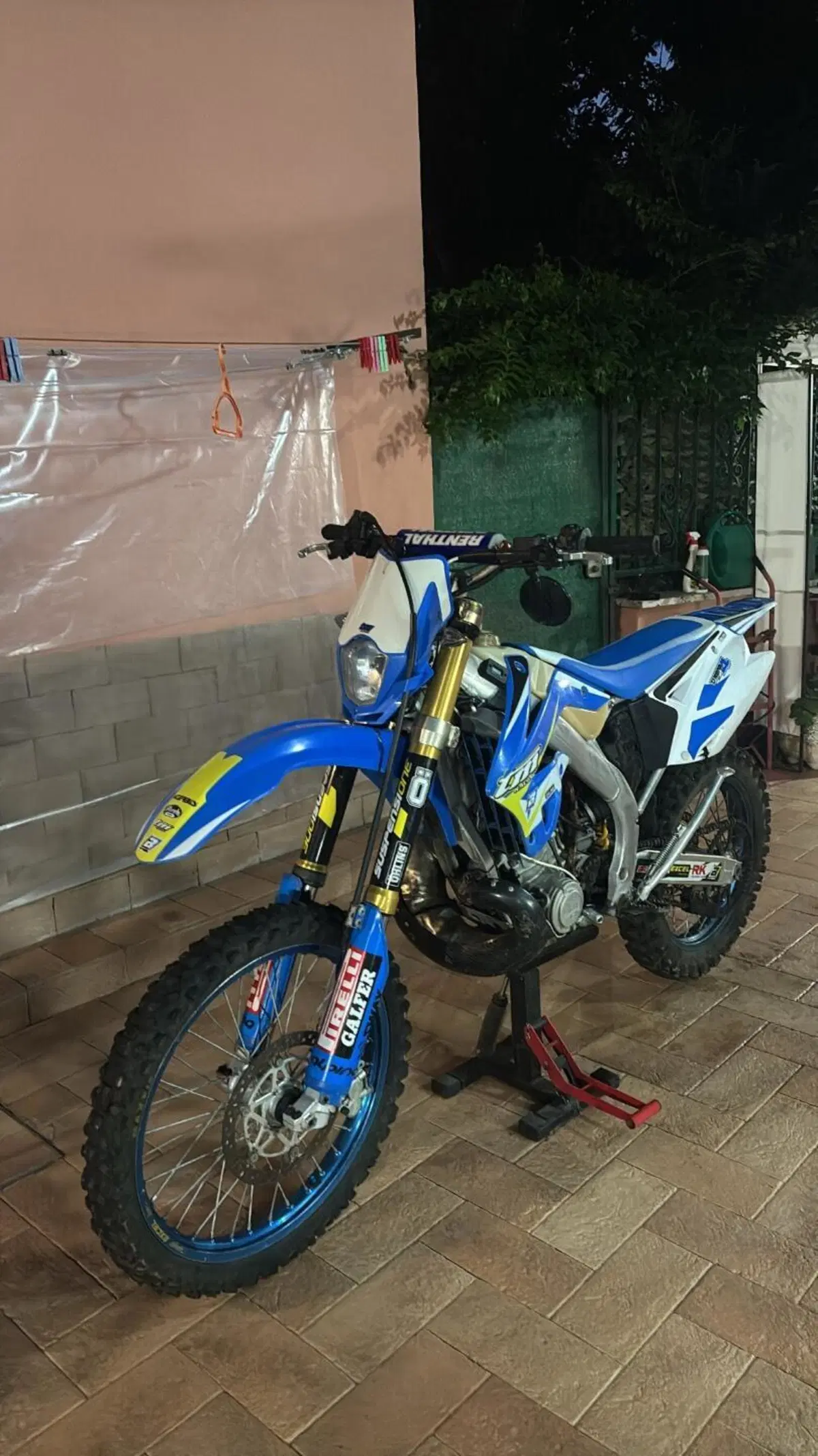 Tm Moto EN 300 (2012)