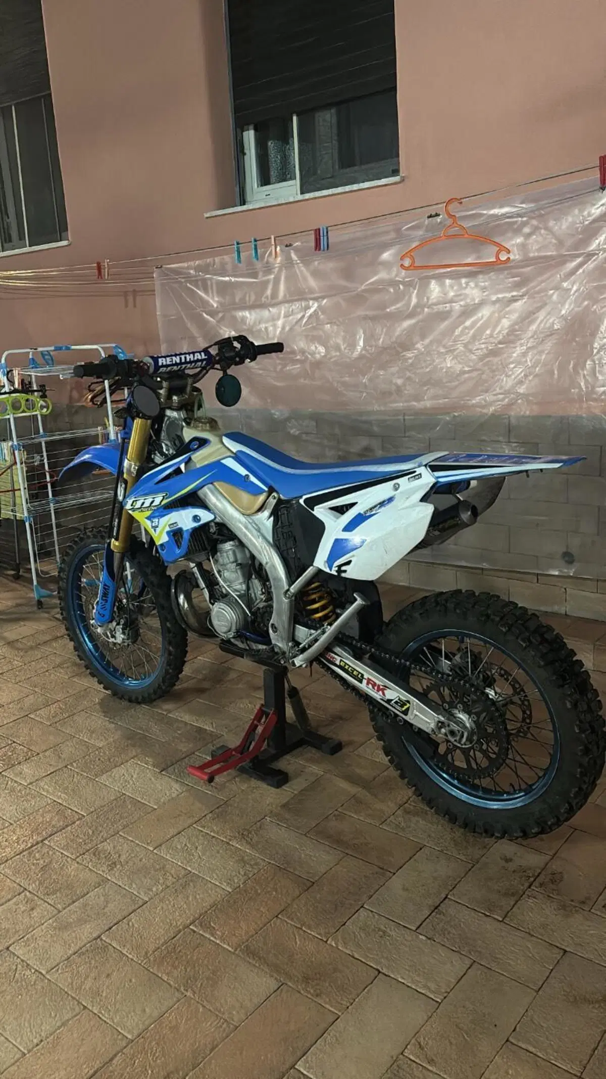 Tm Moto EN 300 (2012) (4)