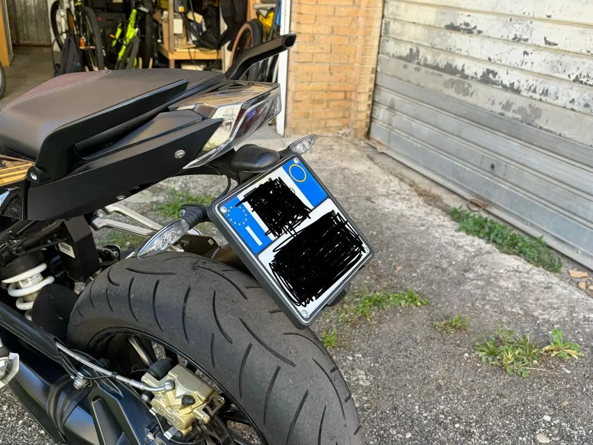 Bmw R 1250 R (2021 - 25) (4)