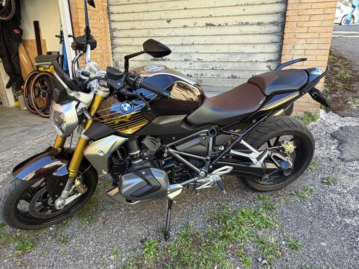 Bmw R 1250 R (2021 - 25) (5)