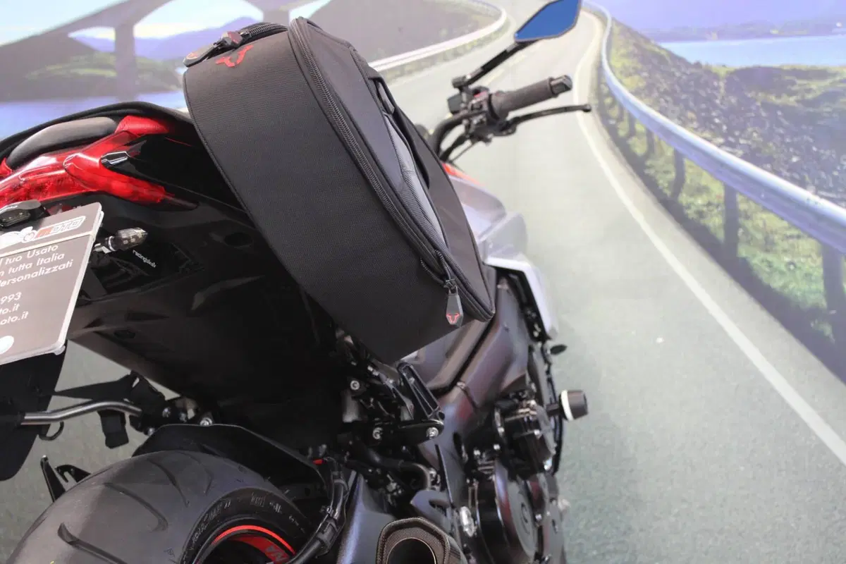 Suzuki Katana 1000 Jindachi (2019 - 20) (17)